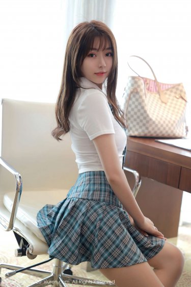 宝贝乖女你的奶真大水真多第1集