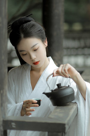 青青草色青在现线观1