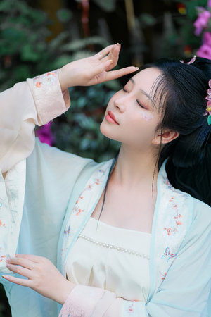 催眠洗脑美人(快穿)免费阅读